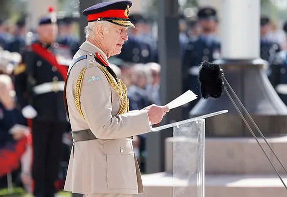 英国新风暴来袭：气象局红色警报！英国公共假期再增加！